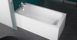 Ванная комната со стальной ванной бренда Kaldewei коллекции Cayono, прямоугольная, белого цвета 